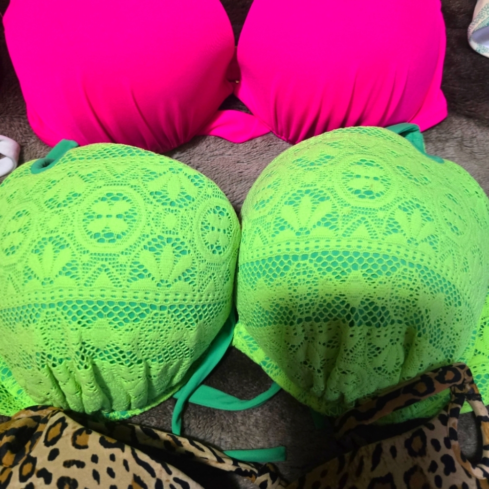 Victoria's Secret Lace Push-Up Bikini - Neon Green With Blue Details 36DD